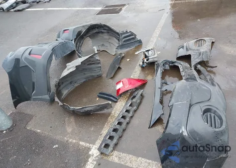 2018 Subaru Outback 2.5I из США, поврежденный, VIN 4S4BSAAC3J3370260